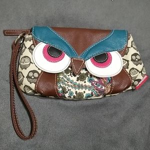 Owl Clutch